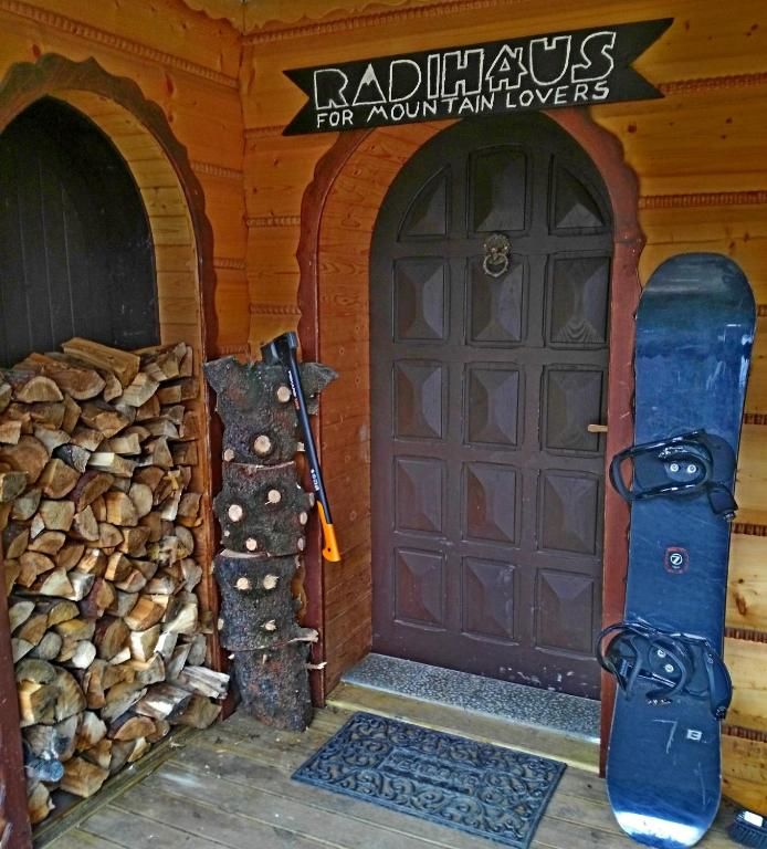Шале Radihaus & Treehaus Żar Мендзыбродзе-Живецке