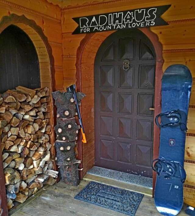 Шале Radihaus & Treehaus Żar Мендзыбродзе-Живецке-40